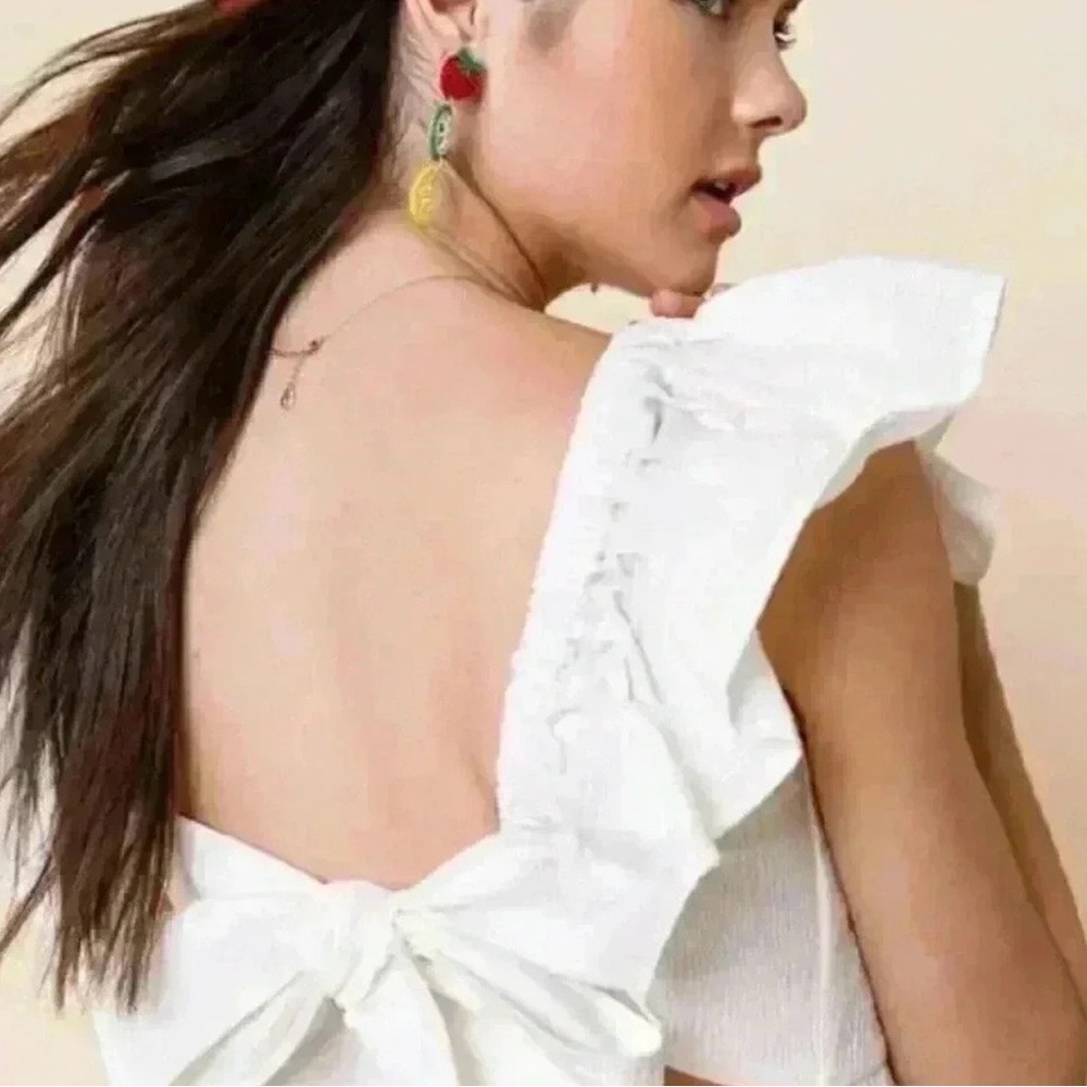 Francesca's Collections White Ruffle Bow Back Blouse - Picture 3 of 3